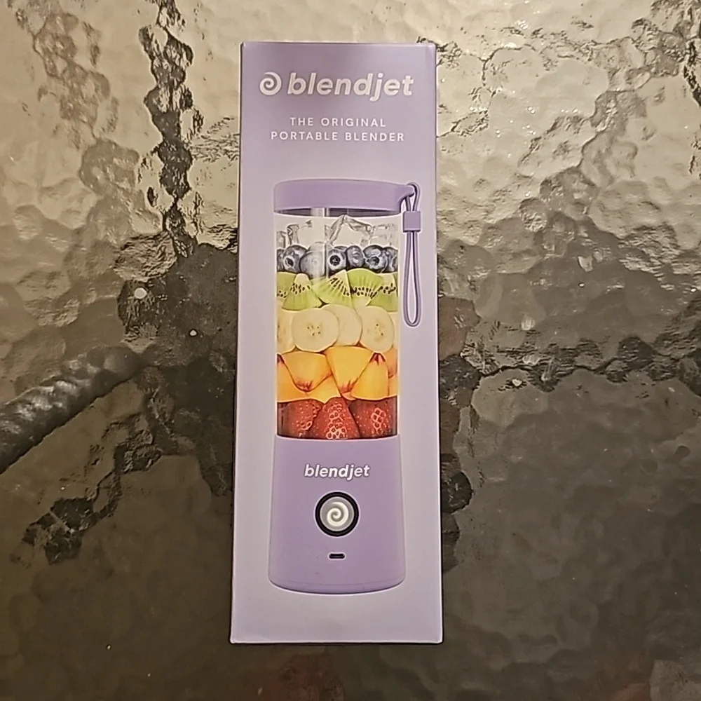 Lavender Color Blendjet 2 Portable Blender - Picture 3 of 12